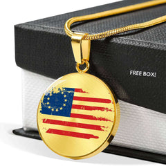 Betsy Ross American Flag Luxury Necklace Jewelry Luxury Necklace (Gold) No 